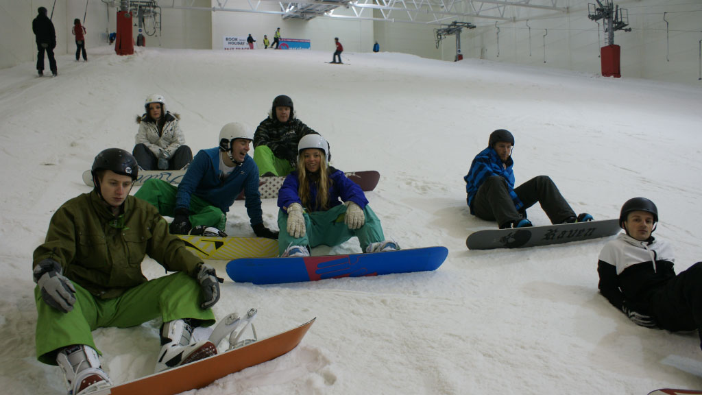 MK-Snozone Snowboarding in Snozone
